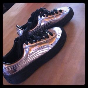 Silver puma platform